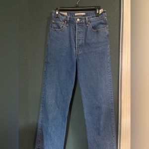 Levi’s ribcage jeans